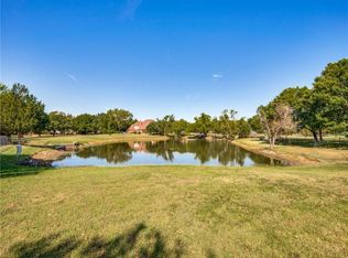 115 Twin Lakes Dr, Double Oak, TX 75077