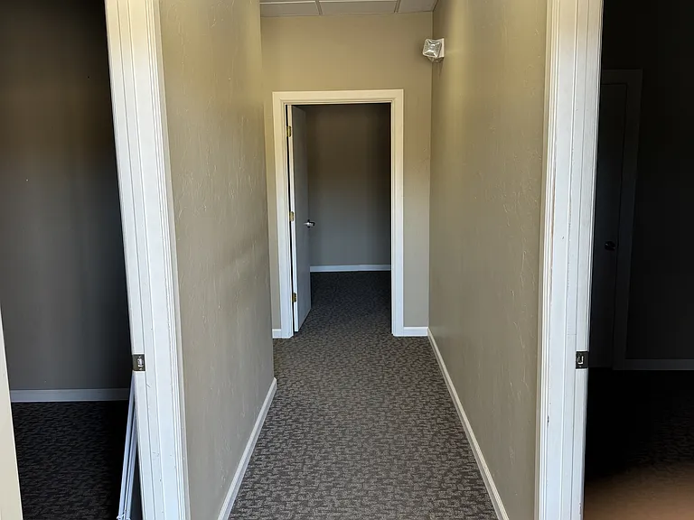 1003 S Cradduck Rd #1-B — Photo 9