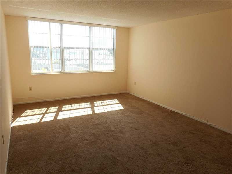 1st image of 1020 Meridian Ave APT 402