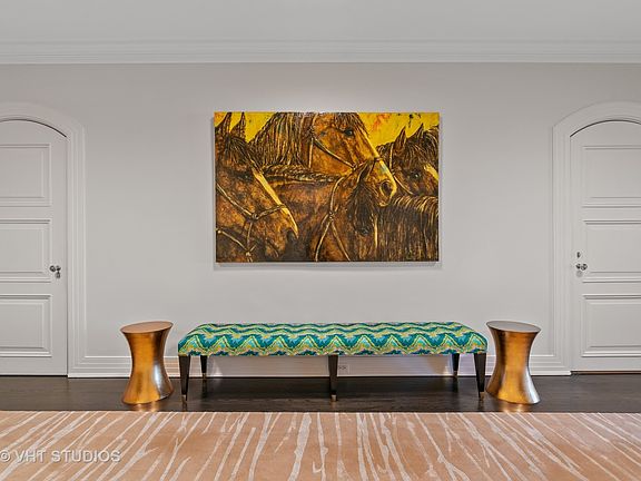3rd image of 1540 N Lake Shore Dr #3S