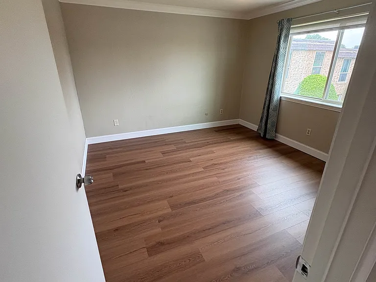 7929 Meadow Park Dr #202 — Photo 19
