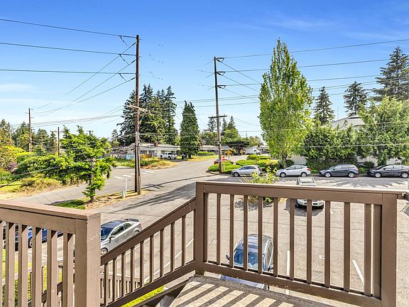 2nd image of 22405 30th Ave S APT 302