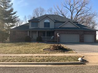 1217 Linden St, Morton, IL 61550