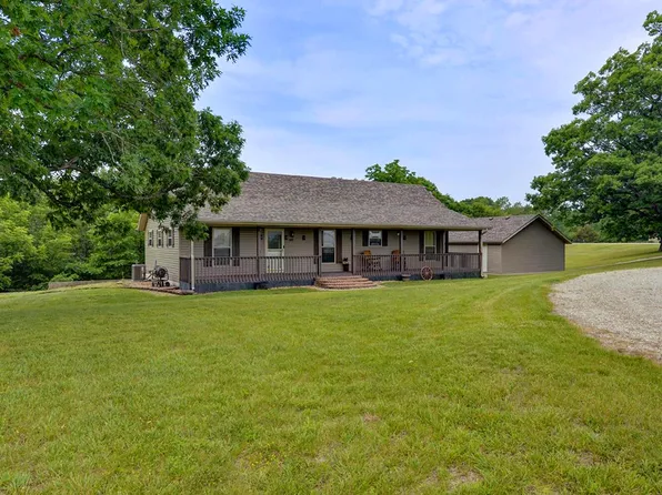 910 E Highlands Drive, Spokane, MO 65754