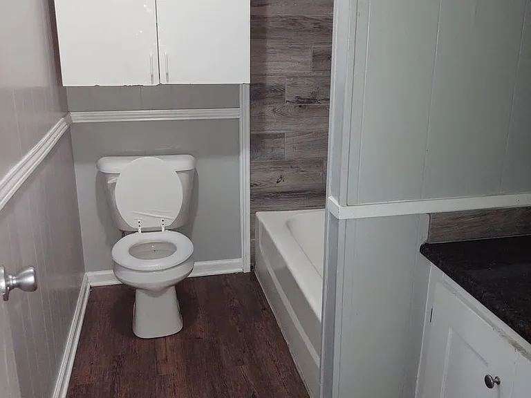 341 Jelks St — Photo 9