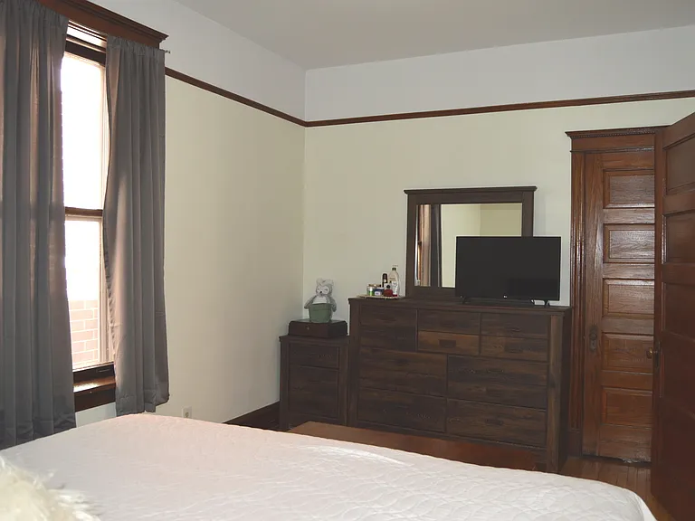 3717 N Wayne Ave #2 — Photo 5