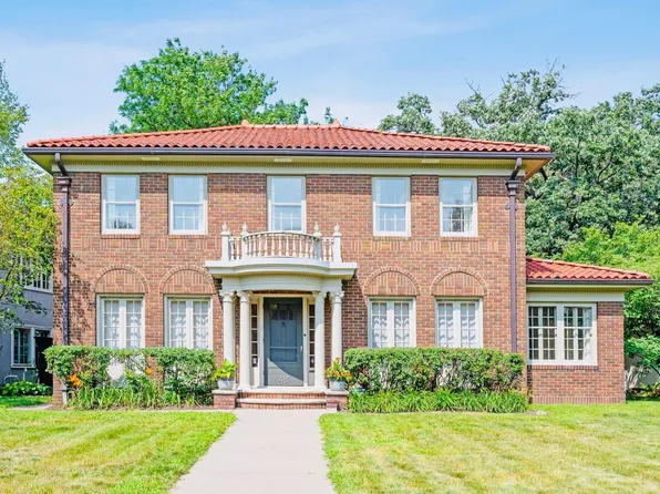 48 Mississippi River Blvd N, Saint Paul, MN 55104