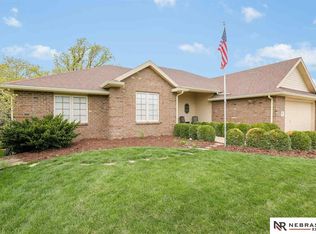 19602 Ridgeway Rd, Plattsmouth, NE 68048