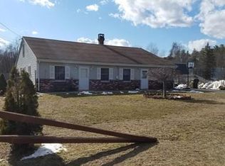 9 Brimfield Rd, Holland, MA 01521