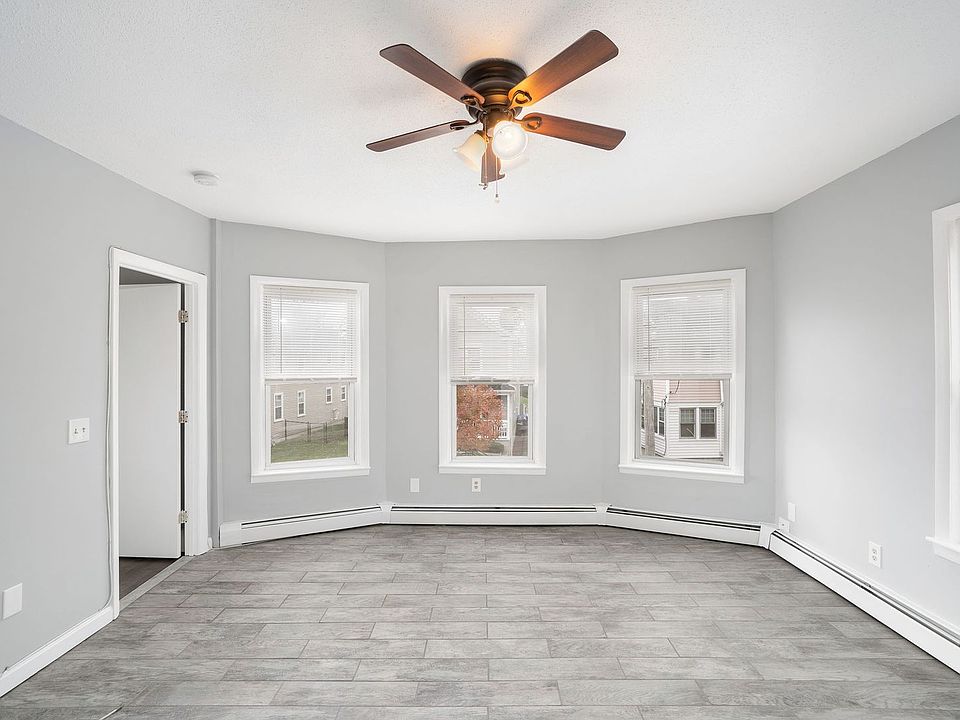 371 Lonsdale Avenue Apartments Pawtucket, RI Zillow