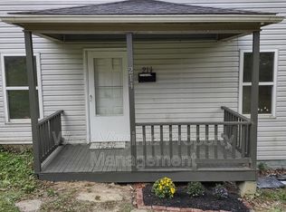 214 College Ave, Beckley, WV 25801