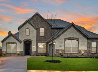 104 Goldfinch Rd, Joshua, TX 76058