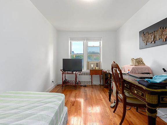 5th image of 105-28 65th Ave #3E