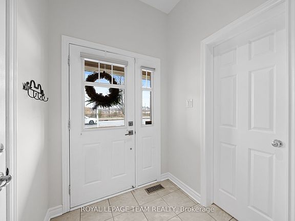 5th image of 766 Paul Metivier Dr
