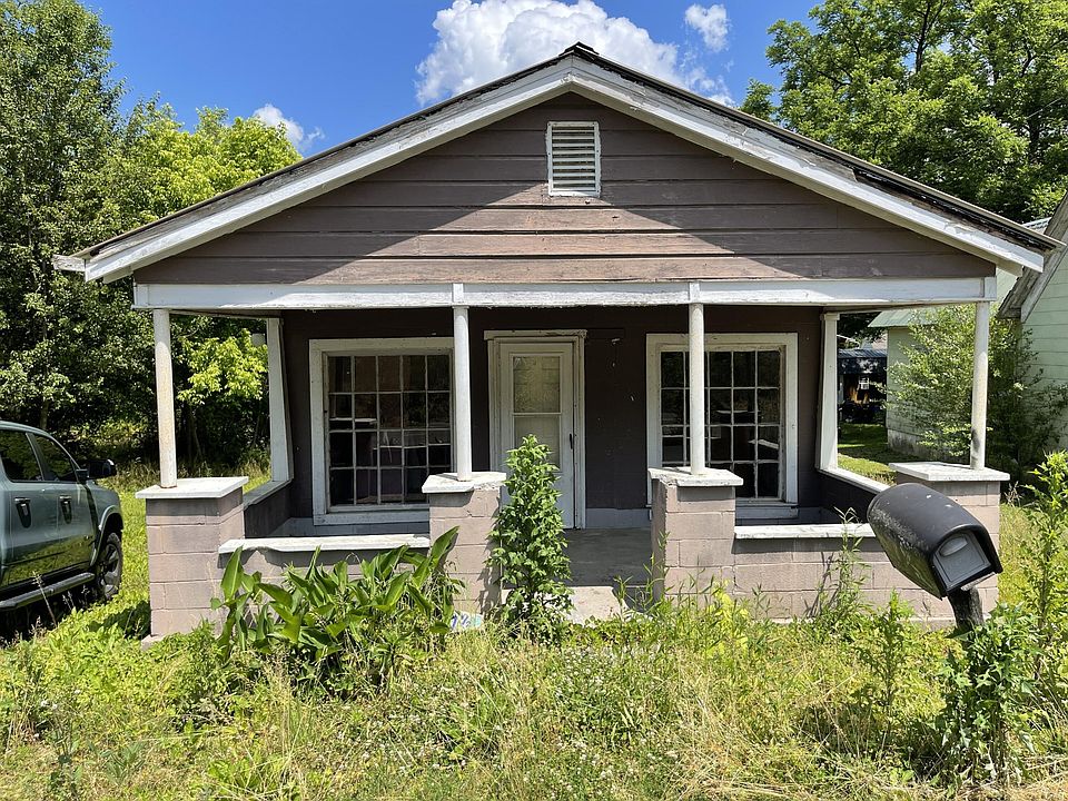 1st image of 712 Casteel Dr