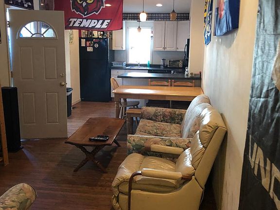 2nd image of 1713 Fontain St #House5br
