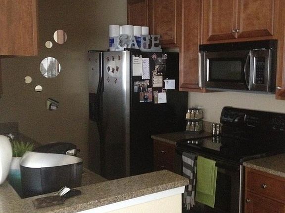 2nd image of 1756 Essex St Unit 312