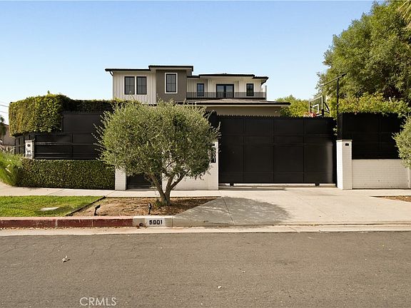 2nd image of 5001 Newcastle Ave