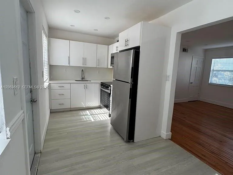 15 Sidonia Ave #3 — Photo 18