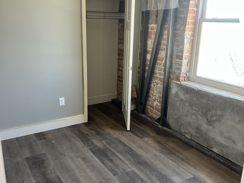 1st image of 500 E Erie St #3B