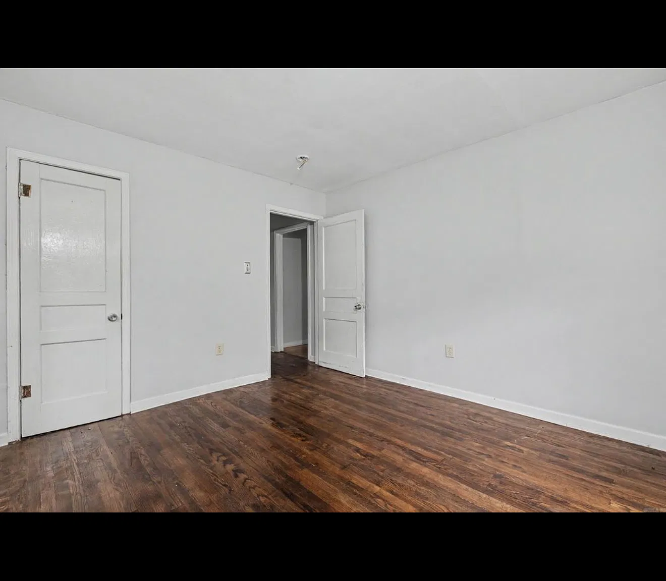 2 bed, 760 sqft, $1,000 — Photo 1