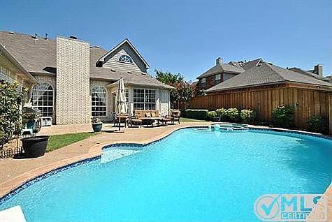 2nd image of 3828 Kimbrough Ln