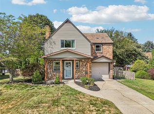 608 Glowood Dr, Pittsburgh, PA 15227