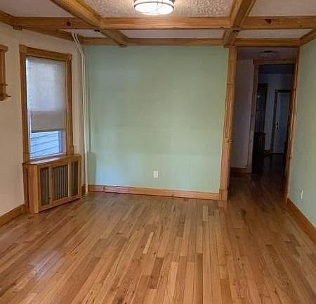 2nd image of 384 Victory Blvd