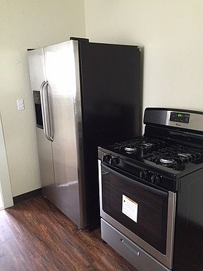 3rd image of 4336 S Thompson Ave