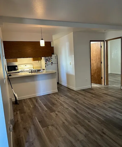 5028 11th Ave NE #13 — Photo 5