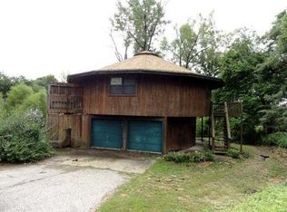 7981 Lake Ridge Pkwy, Ozawkie, KS 66070