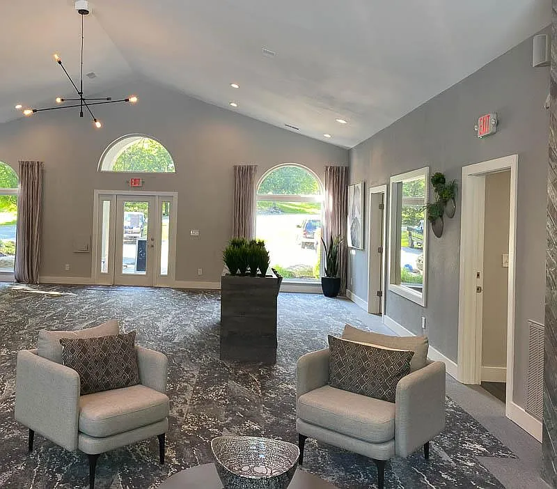 Dunlap Falls Apartments — Photo 4