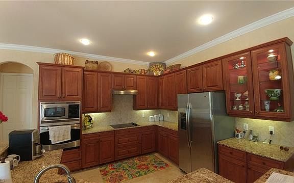 4th image of 10061 Lions Bay Ct