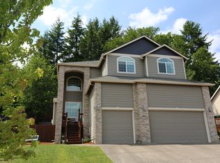 901 Sun Valley Ave, Silverton, OR 97381
