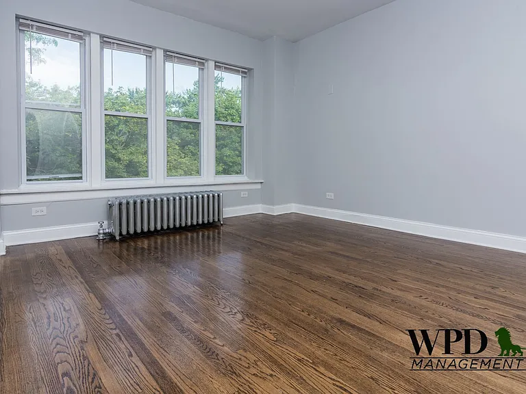 7639 S. Colfax Ave. — Photo 12