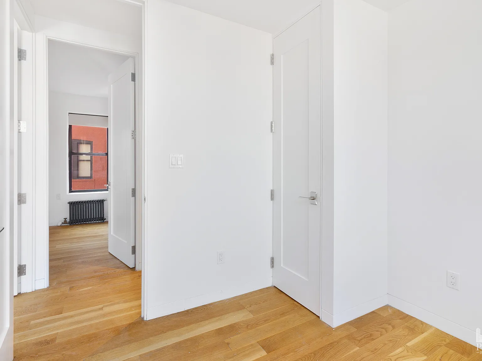 227 Waverly Place — Photo 4