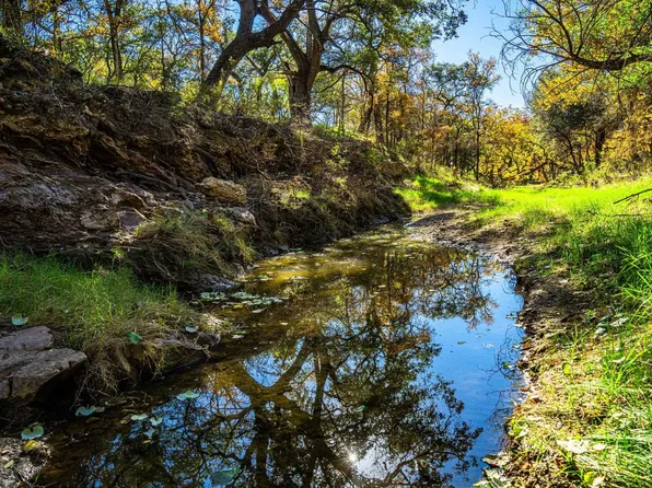 12675 W HIGHWAY 71, Valley Spring, TX 78643