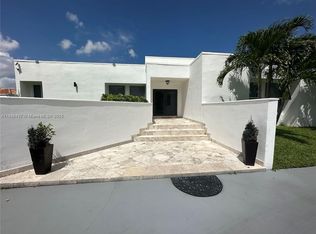 290 NW 125th Ave, Miami, FL 33182