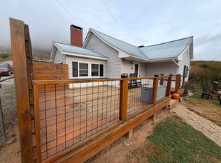 104 Clark Rd, Clyde, NC 28721