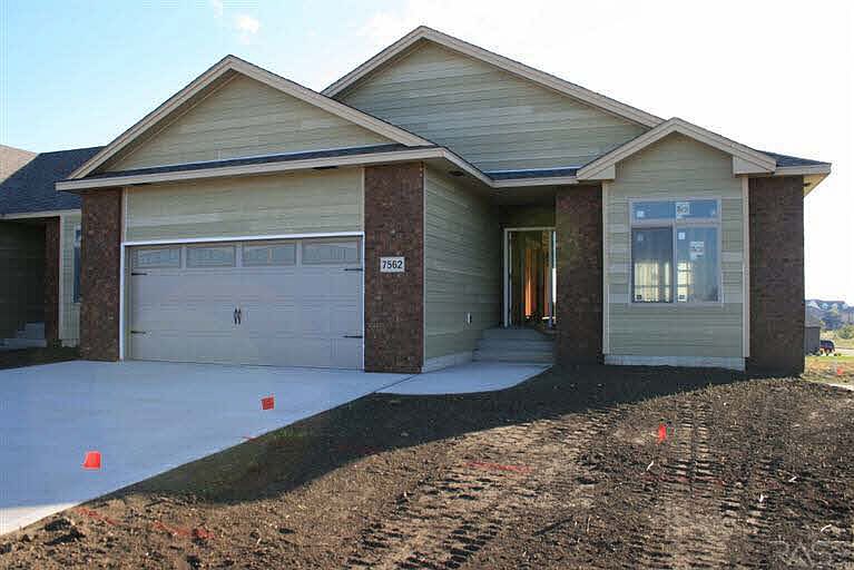 1st image of 7562 Grand Arbor Pl