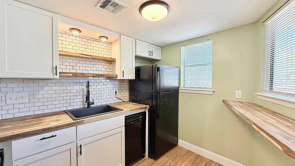 1 bed, 1.0 bath, 389 sqft, $700 — Photo 3