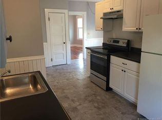 484 Center St FLOOR 1, Wallingford, CT 06492