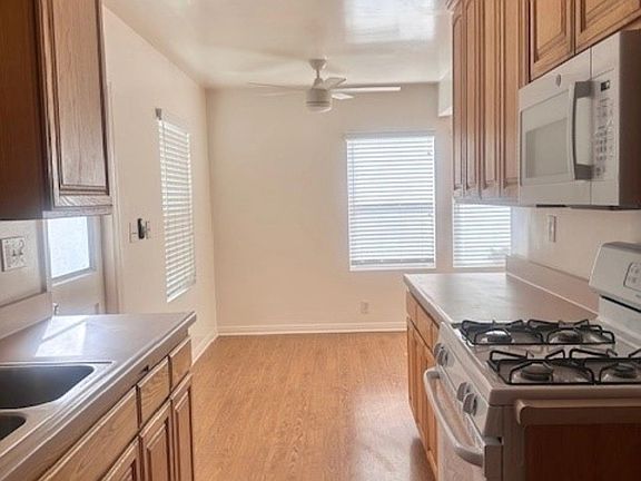 3rd image of 752 W 25th St #758