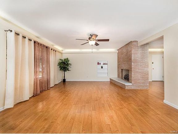 4th image of 184 Powell Ave