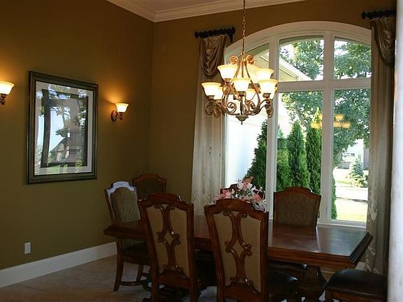 5th image of 1514 Ashbury Woods Dr
