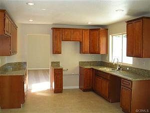 5th image of 28597 Villa Ct