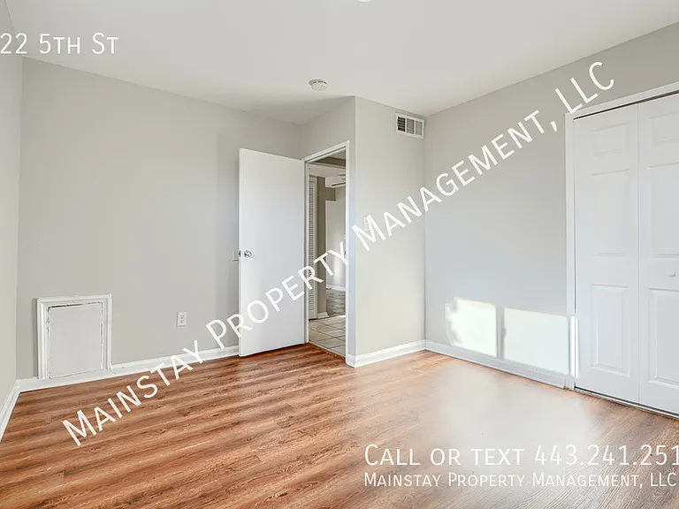 922 5th St — Photo 14