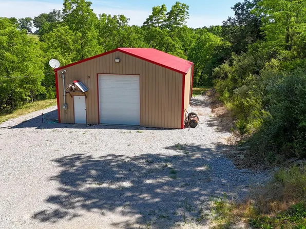 2075 Cedar Rd, Stamping Ground, KY 40379