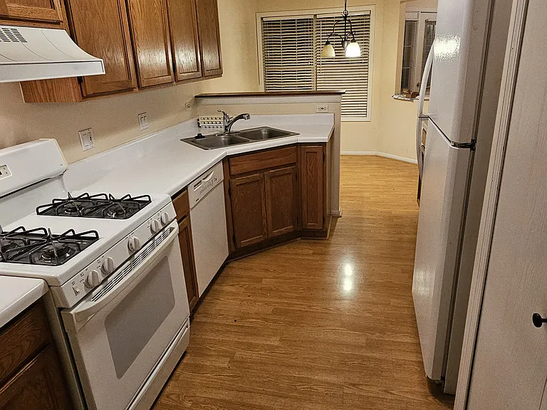 274 Odlum Ct #274 — Photo 11