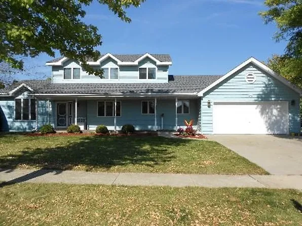 133 Heritage Dr, Minooka, IL 60447